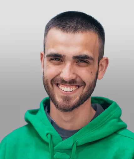 Sebastián R